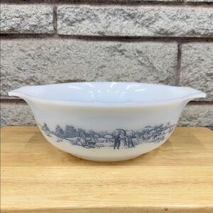 Rare 4-qt Vintage Glasbake Cinderella Handle Mixing Bowl J2357 Currier & Ives